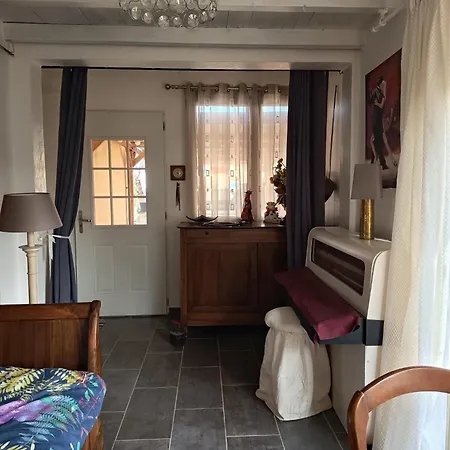 Holiday home Maison Entre Et Montagne Pollestres