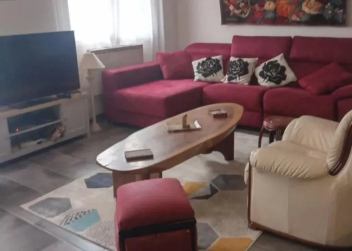 Дом отдыха Maison Entre Et Montagne